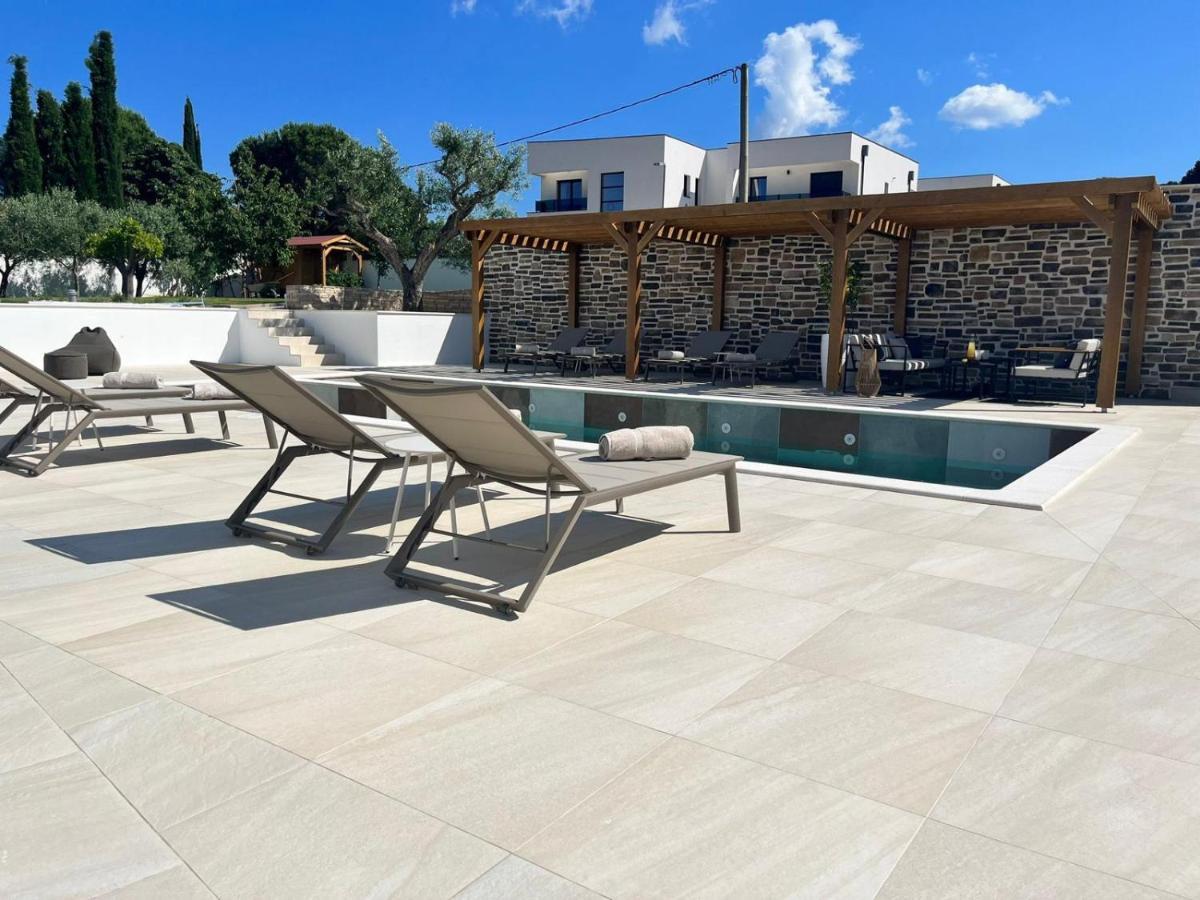 Olivea Luxury Suites Fažana Kültér fotó